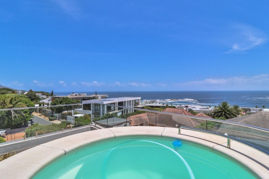 To Let 4 Bedroom Property for Rent in Camps Bay Western Cape